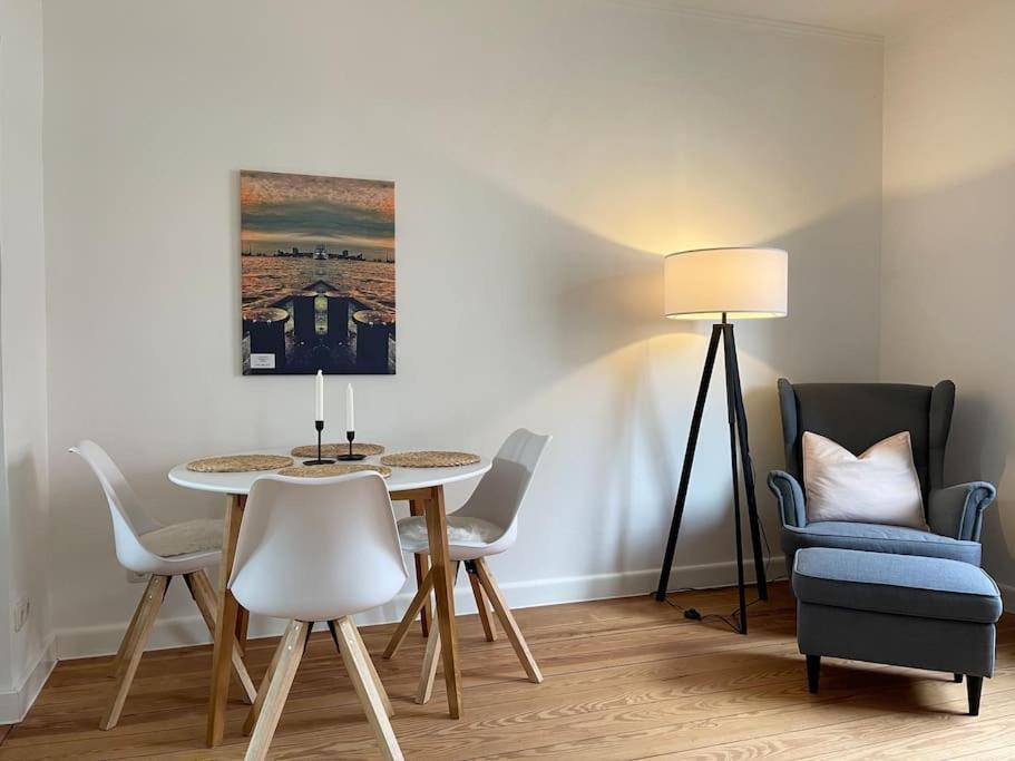 Modern Und Ruhig In Elmshorn Apartment Luaran gambar